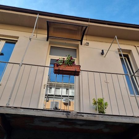 Ca Fiamma 2 Διαμέρισμα Καζάλε Μονφερράτο Εξωτερικό φωτογραφία